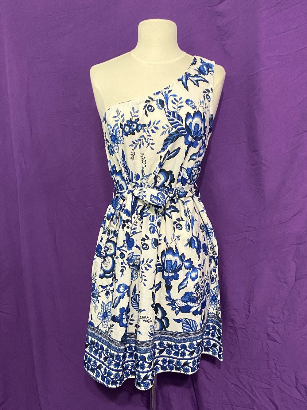 One-Shoulder White Dress with Blue Toile Floral Print. Size M.